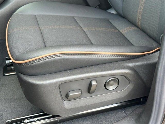 2025 GMC Canyon AT4 Farmington MO