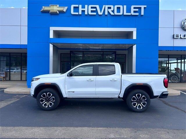 2025 GMC Canyon AT4 Farmington MO
