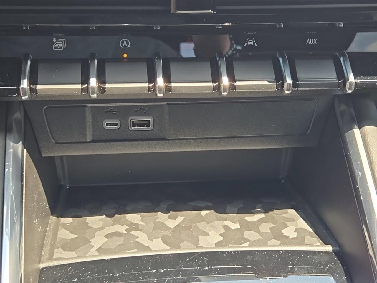 2025 GMC Canyon AT4 Fredericksburg VA