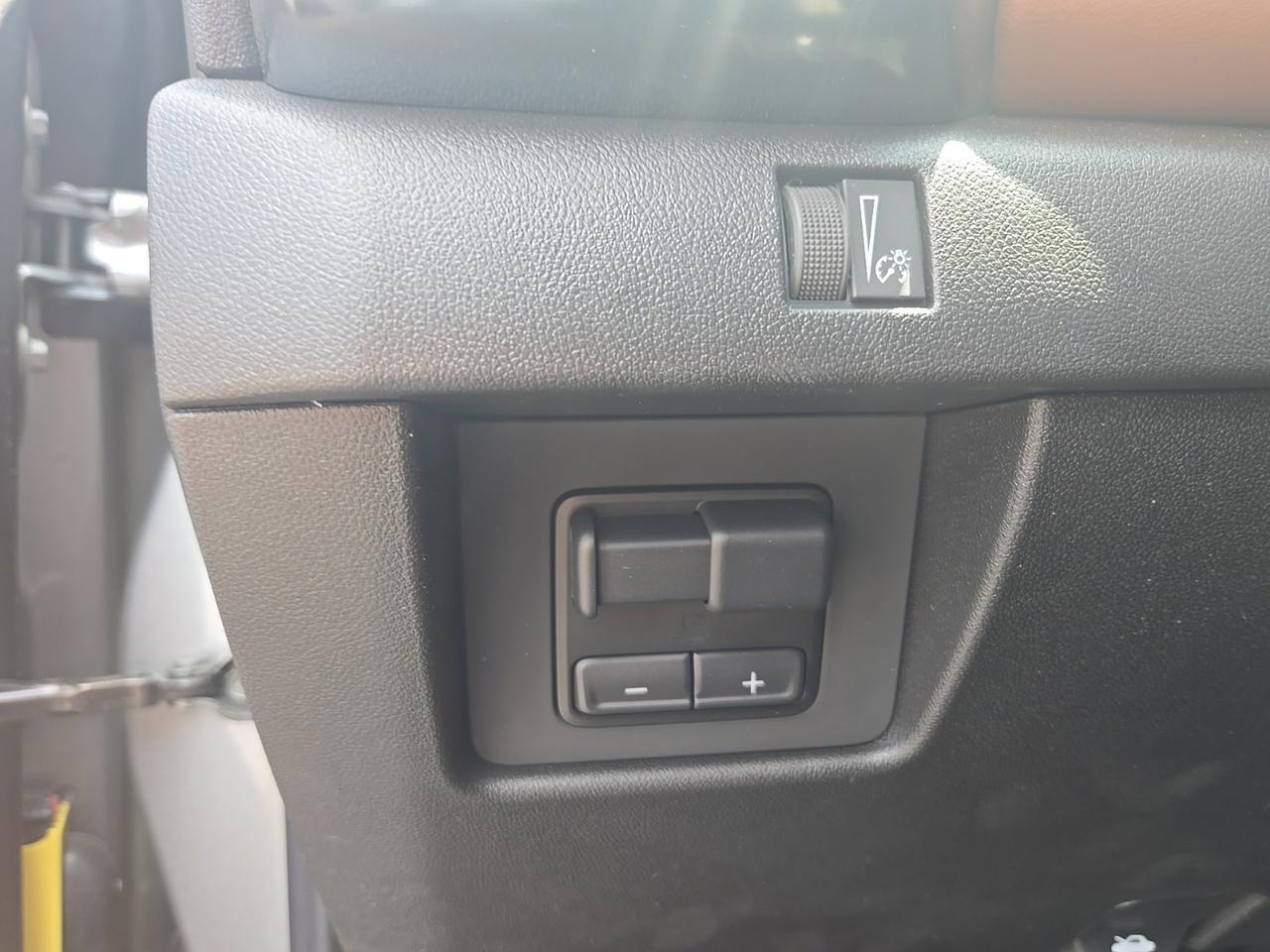 2025 GMC Canyon AT4 Fredericksburg VA