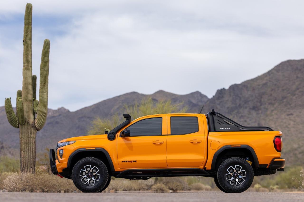 2025 GMC Canyon AT4X Crew Cab 4WD Highly Optioned $73k MSRP Scottsdale AZ