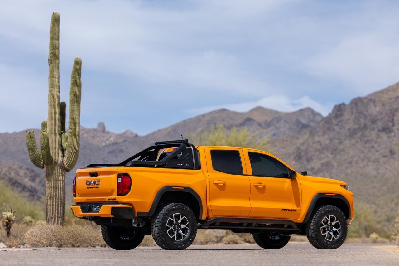 2025 GMC Canyon AT4X Crew Cab 4WD Highly Optioned $73k MSRP Scottsdale AZ