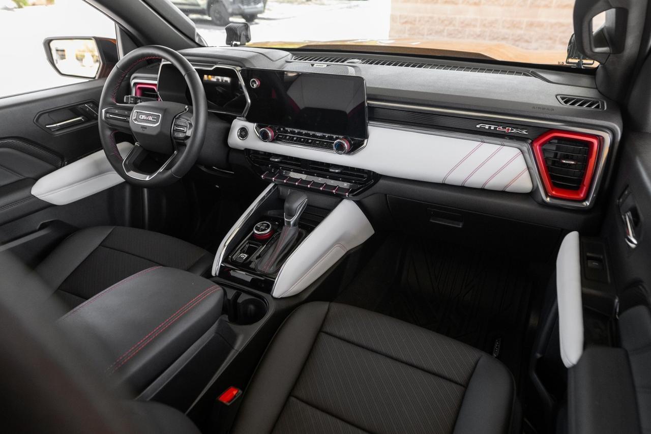 2025 GMC Canyon AT4X Crew Cab 4WD Highly Optioned $73k MSRP Scottsdale AZ