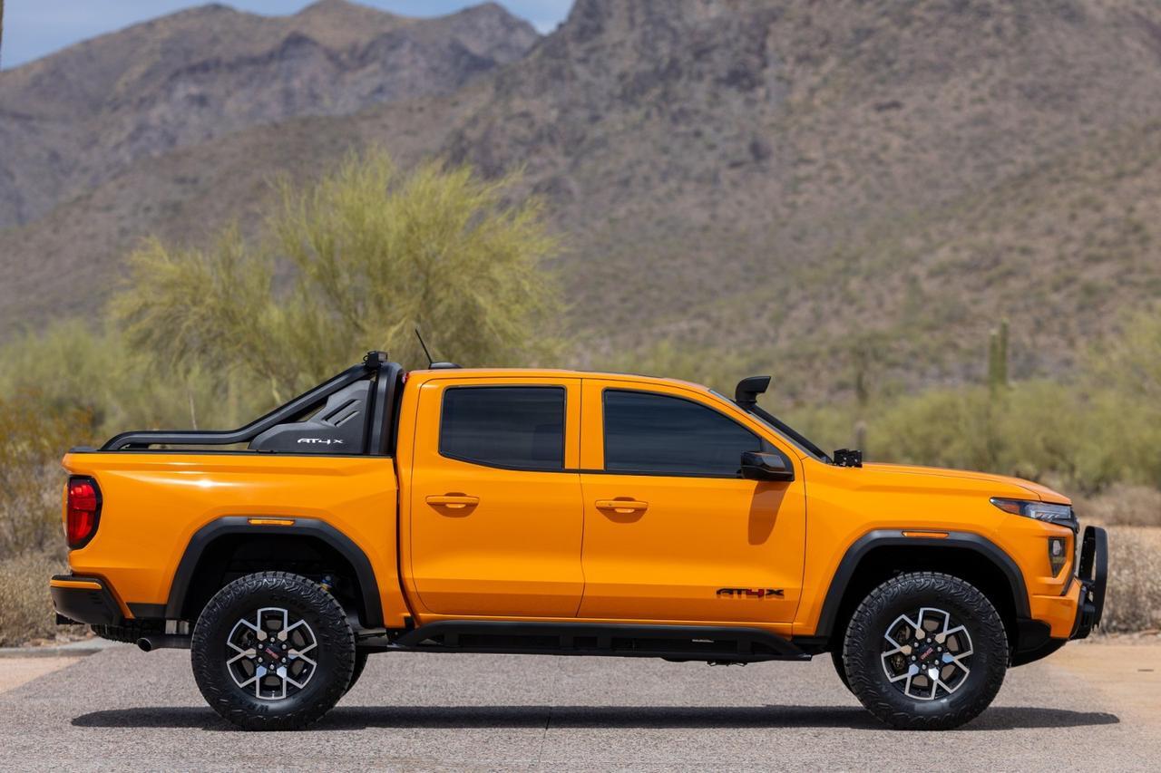 2025 GMC Canyon AT4X Crew Cab 4WD Highly Optioned $73k MSRP Scottsdale AZ