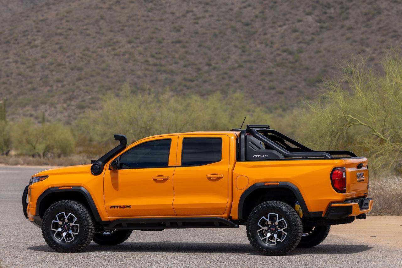 2025 GMC Canyon AT4X Crew Cab 4WD Highly Optioned $73k MSRP Scottsdale AZ
