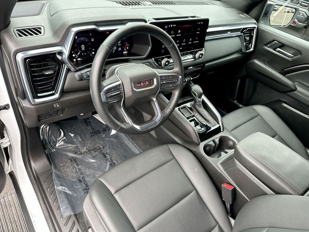 2025 GMC Canyon Elevation