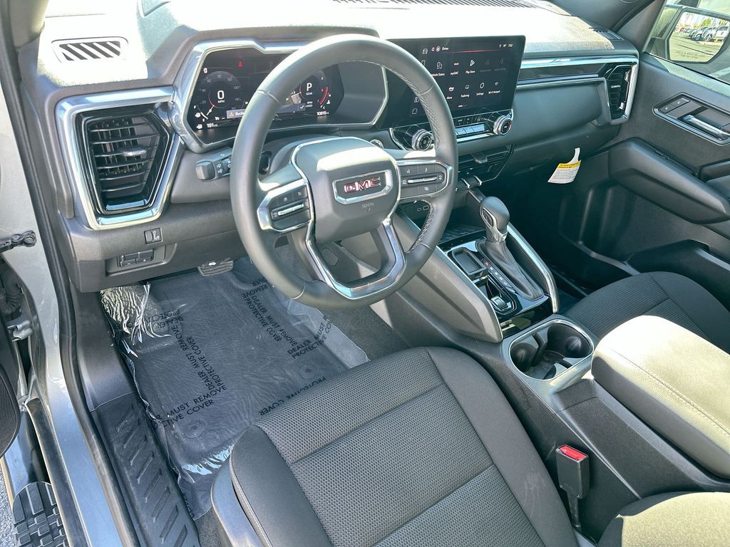 2025 GMC Canyon Elevation