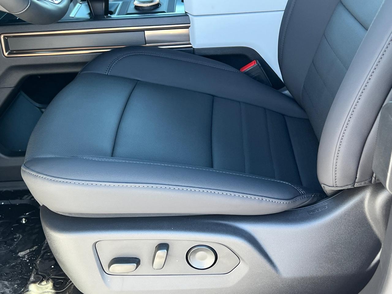 2025 GMC Hummer EV Pickup 2X Hagerstown MD