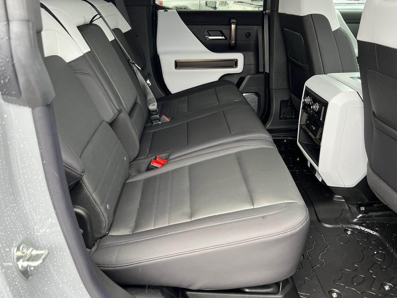 2025 GMC Hummer EV SUV 2X Hagerstown MD