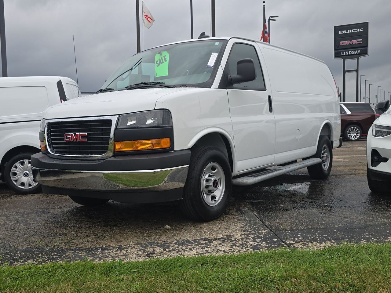 2025 GMC Savana 2500 Work Van Columbus OH
