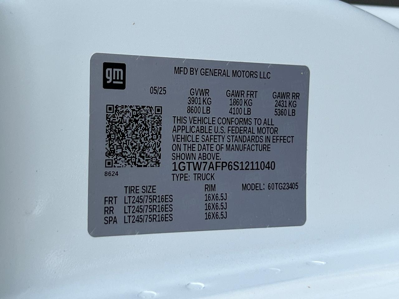 2025 GMC Savana 2500 Work Van Hagerstown MD