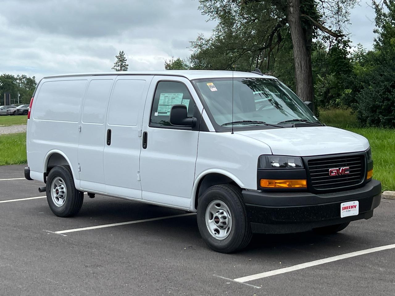 2025 GMC Savana 2500 Work Van Hagerstown MD