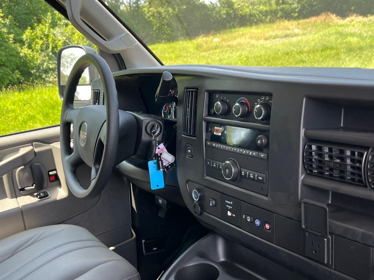 2025 GMC Savana 2500 Work Van Hagerstown MD