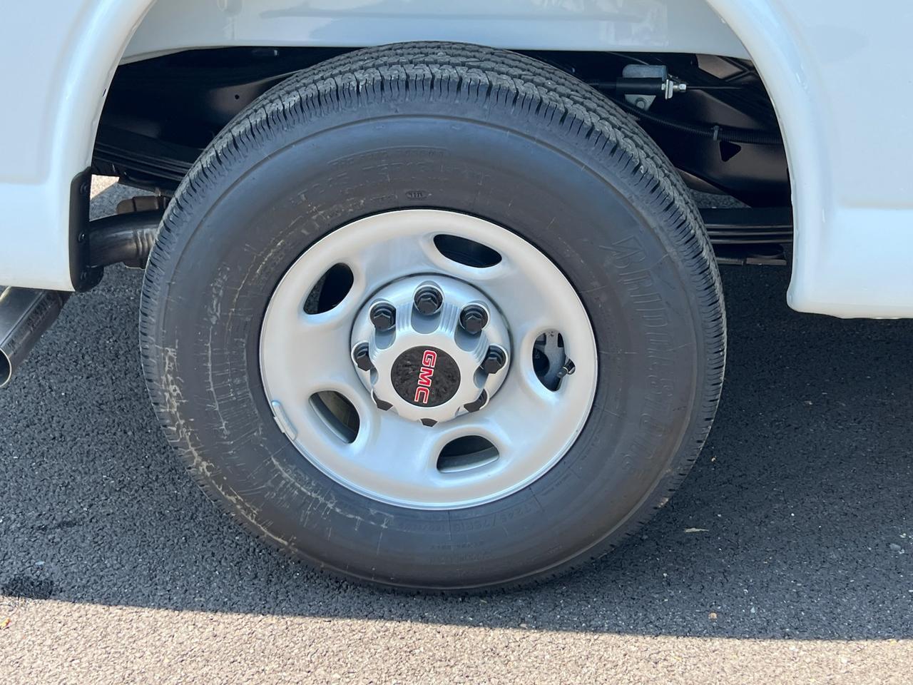 2025 GMC Savana 2500 Work Van Hagerstown MD