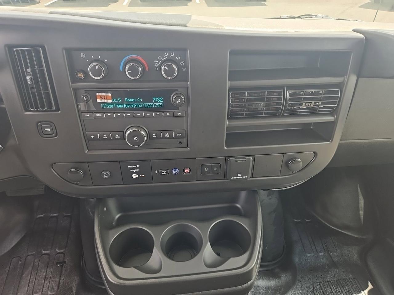 2025 GMC Savana Cargo 2500 Work Van Fredericksburg VA