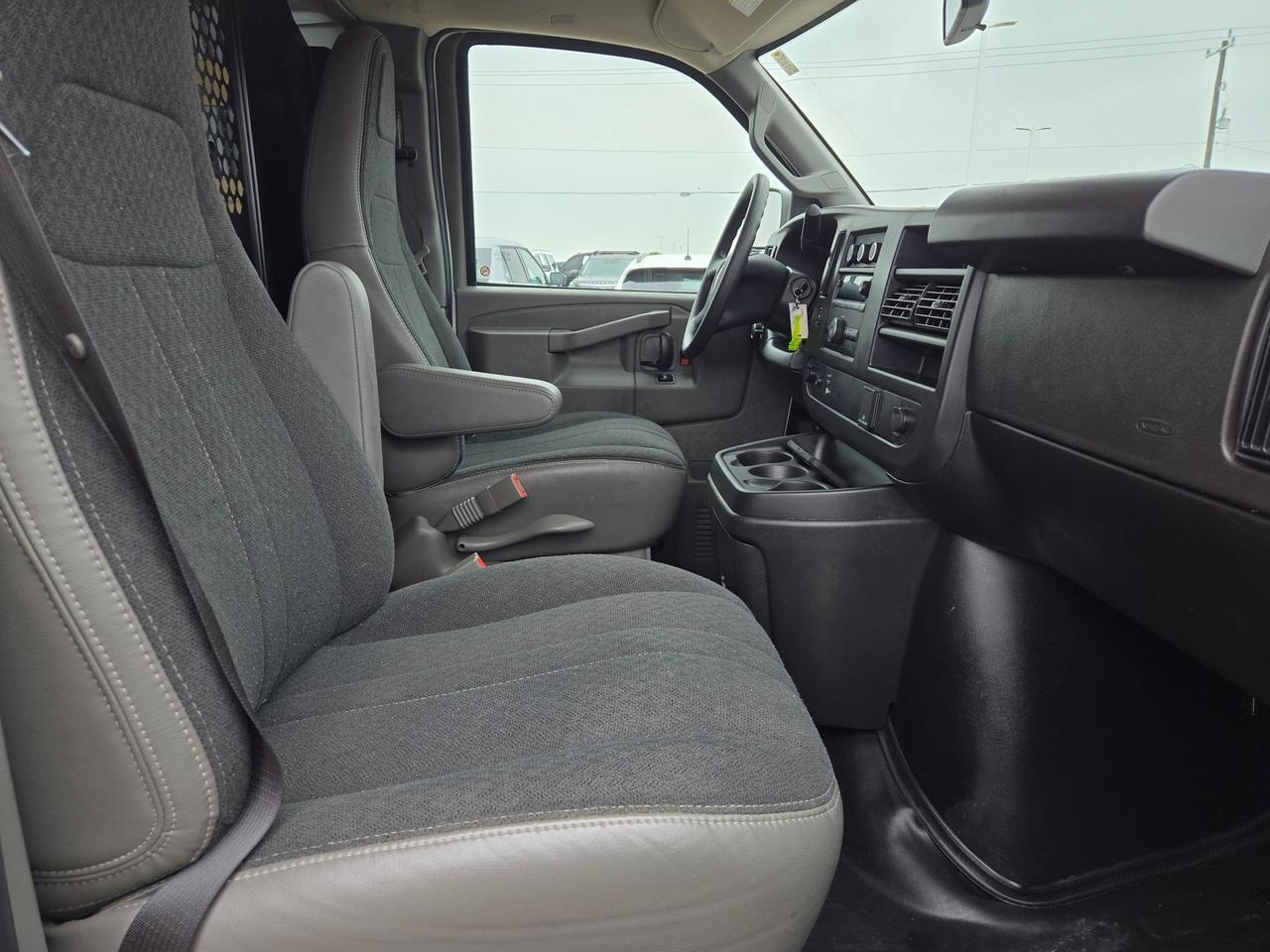 2025 GMC Savana Cargo Van CARGO Castroville TX