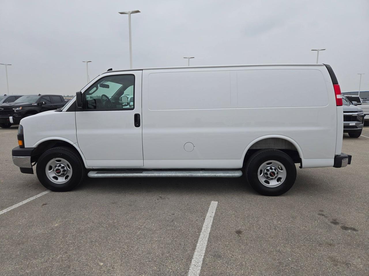 2025 GMC Savana Cargo Van CARGO Castroville TX