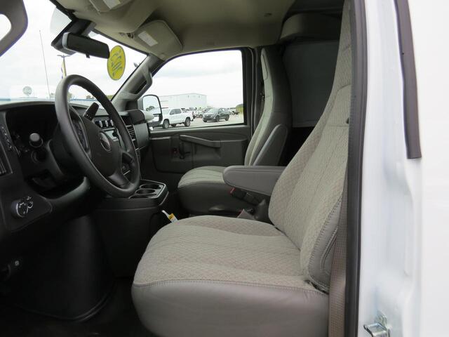 2025 GMC Savana Cargo Van RWD 3500 135 Wilson NC