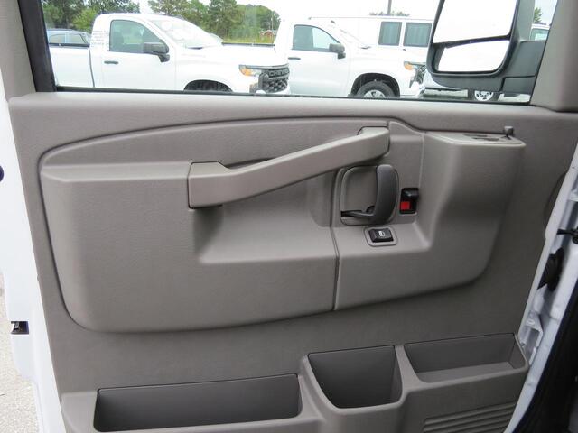 2025 GMC Savana Cargo Van RWD 3500 135 Wilson NC