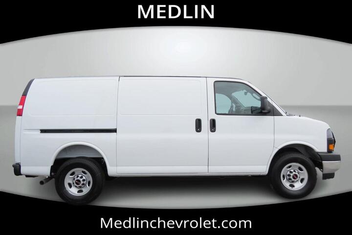 2025 GMC Savana Cargo Van RWD 3500 135 Wilson NC