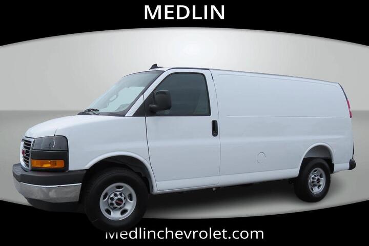 2025 GMC Savana Cargo Van RWD 3500 135 Wilson NC