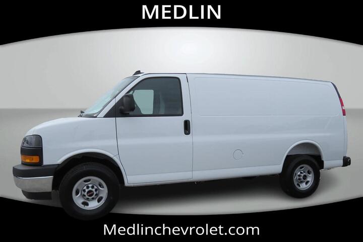 2025 GMC Savana Cargo Van RWD 3500 135 Wilson NC