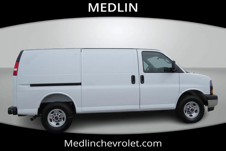 2025 GMC Savana Cargo Van RWD 3500 135 Wilson NC