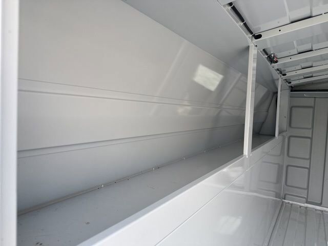 2025 GMC Savana Cutaway 3500 1WT Carbondale IL