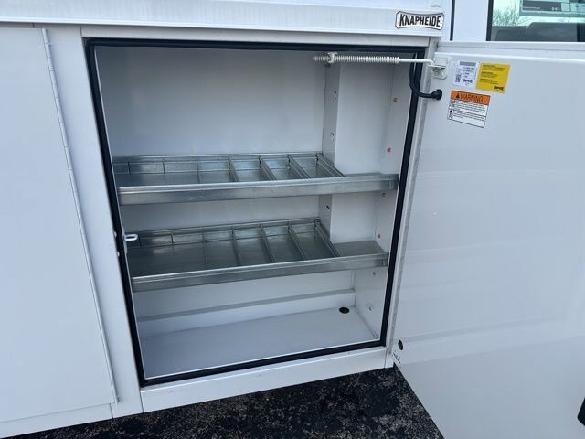 2025 GMC Savana Cutaway 3500 1WT Carbondale IL