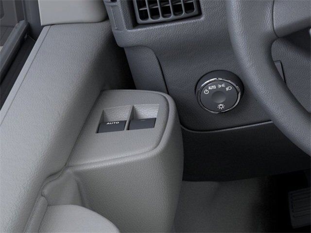 2025 GMC Savana Cutaway 3500 1WT Carbondale IL