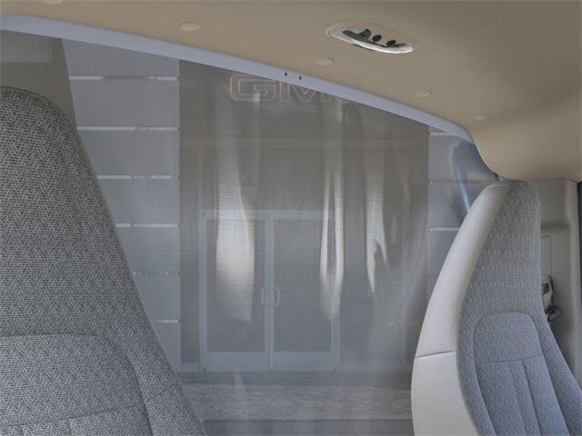 2025 GMC Savana Cutaway 3500 1WT Carbondale IL