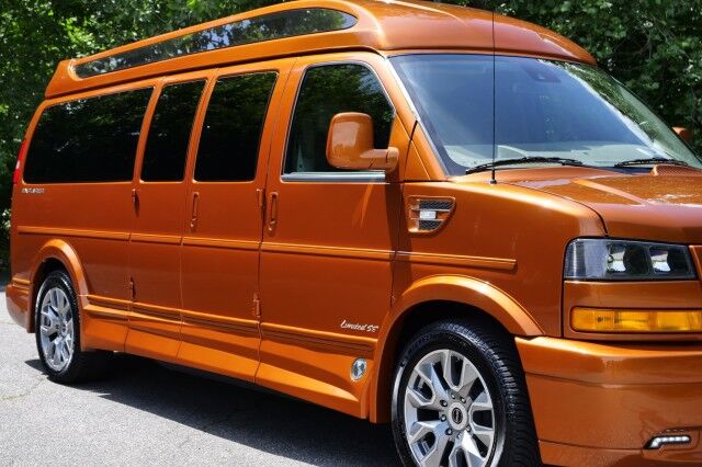 2025 GMC Savana Explorer Conversion Van / Limited SE / 9 Passenger! High Point NC