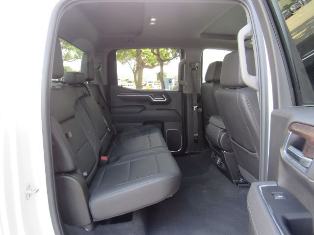 2025 GMC Sierra 1500 2WD Crew Cab Short Box SLT Plano TX