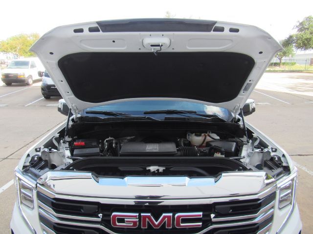 2025 GMC Sierra 1500 2WD Crew Cab Short Box SLT Plano TX