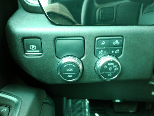 2025 GMC Sierra 1500 2WD Crew Cab Short Box SLT Plano TX