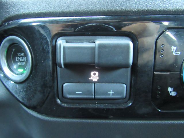 2025 GMC Sierra 1500 2WD Crew Cab Short Box SLT Plano TX