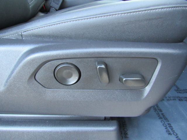 2025 GMC Sierra 1500 2WD Crew Cab Short Box SLT Plano TX