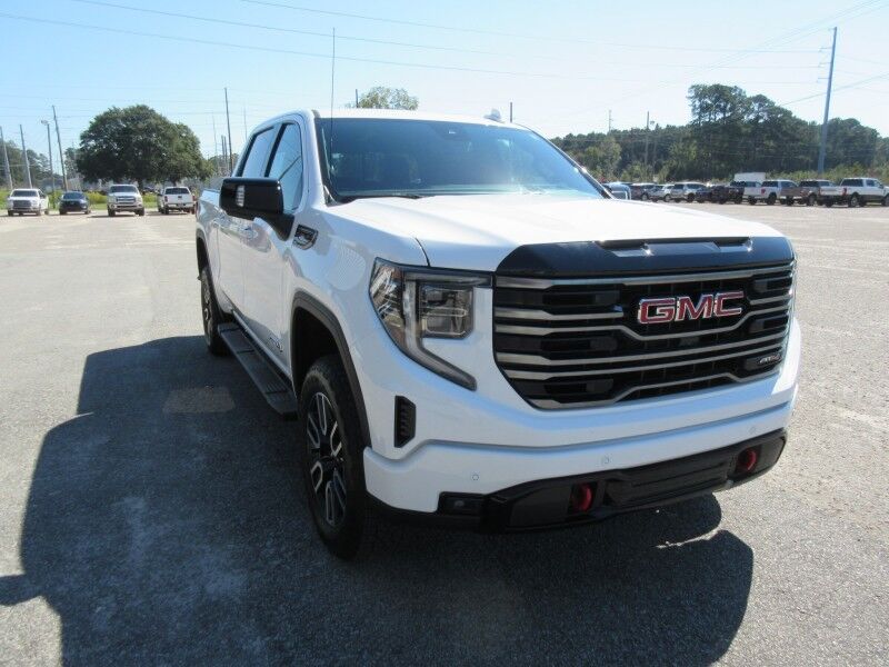 2025 GMC Sierra 1500 4WD Crew Cab 147 AT4 St. George SC