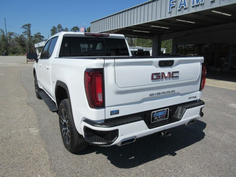 2025 GMC Sierra 1500 4WD Crew Cab 147 AT4 St. George SC