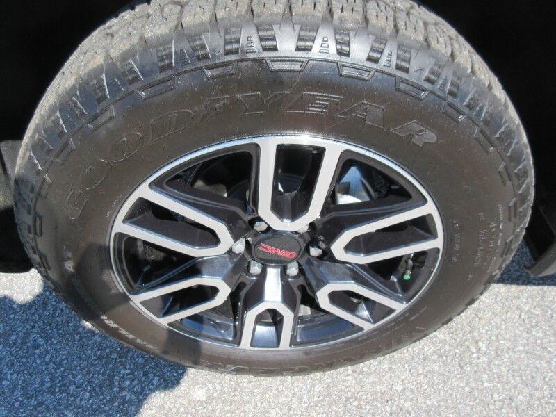 2025 GMC Sierra 1500 4WD Crew Cab 147 AT4 St. George SC
