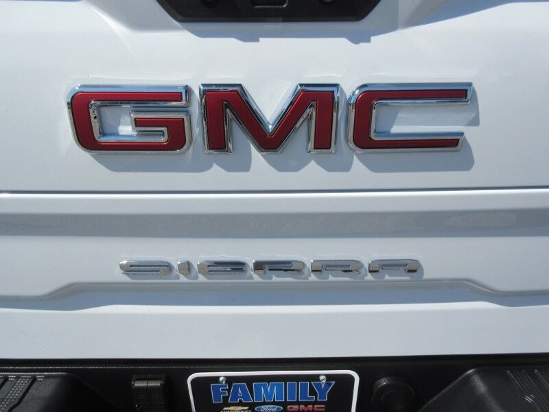 2025 GMC Sierra 1500 4WD Crew Cab 147 AT4 St. George SC