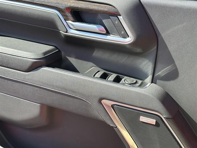 2025 GMC Sierra 1500 4WD Crew Cab Short Box Elevation with 3S Tucson AZ
