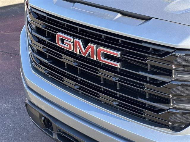 2025 GMC Sierra 1500 4WD Crew Cab Short Box Elevation with 3V