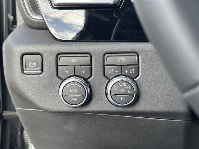 2025 GMC Sierra 1500 4WD Crew Cab Short Box Elevation with 3V Tucson AZ