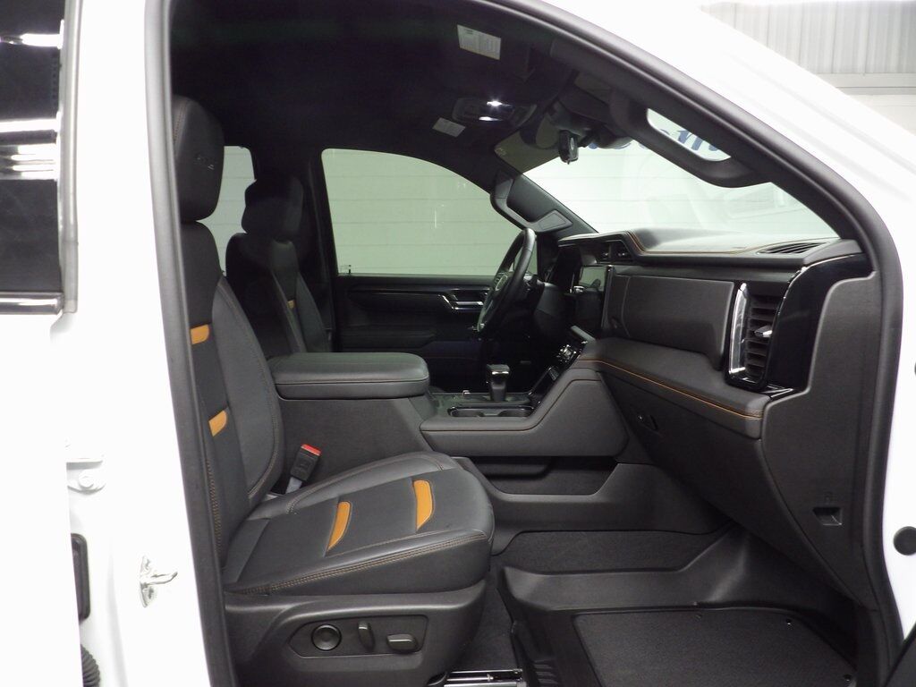 2025 GMC Sierra 1500 4x4 Crew Cab AT4 Fond du Lac WI