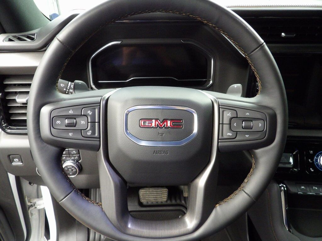 2025 GMC Sierra 1500 4x4 Crew Cab AT4 Fond du Lac WI