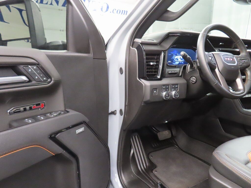 2025 GMC Sierra 1500 4x4 Crew Cab AT4 Fond du Lac WI
