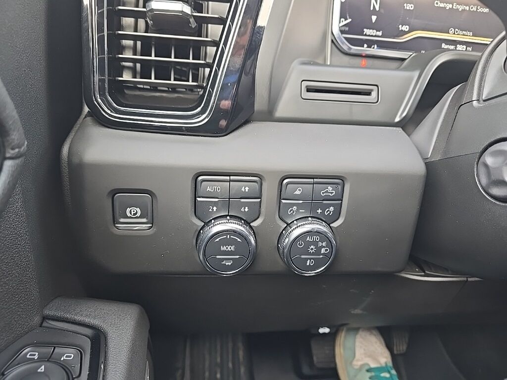 2025 GMC Sierra 1500 4x4 Crew Cab AT4 Minocqua WI