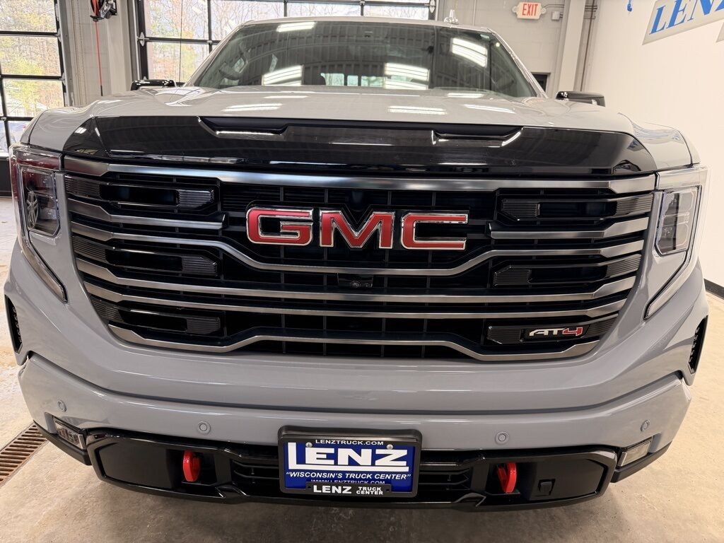 2025 GMC Sierra 1500 4x4 Crew Cab AT4