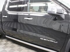 2025 GMC Sierra 1500 4x4 Crew Cab Denali Fond du Lac WI